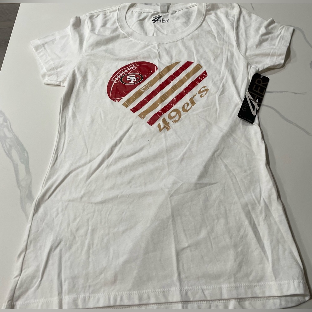 San Francisco 49ers GIII 4Her Women’s Shirt (Large) Retails For $45